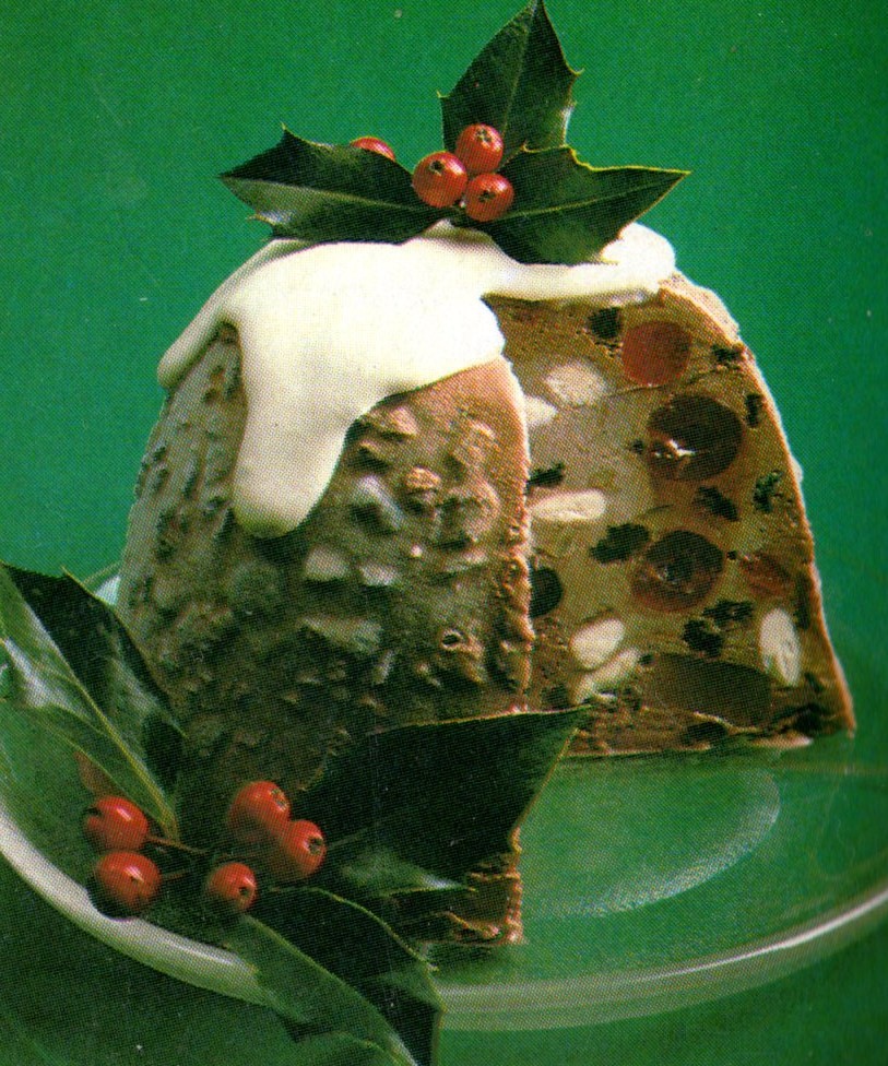 Ice-Cream Christmas Pudding