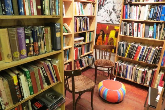 Reading nooks, so private, so peaceful...