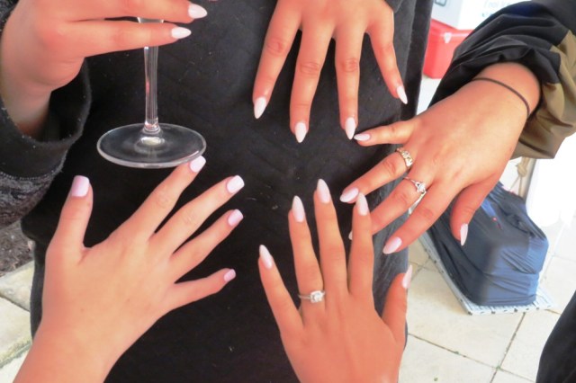 nails